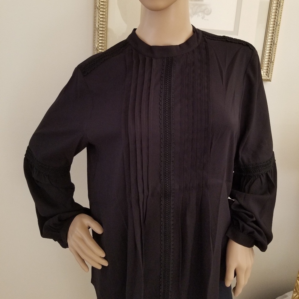 NWT Ann Taylor  Mockneck Lace Inset Top